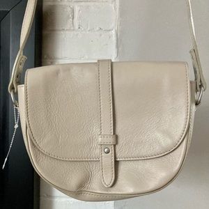 American Eagle Outfitters Saddle Leather Crossbody Bag
